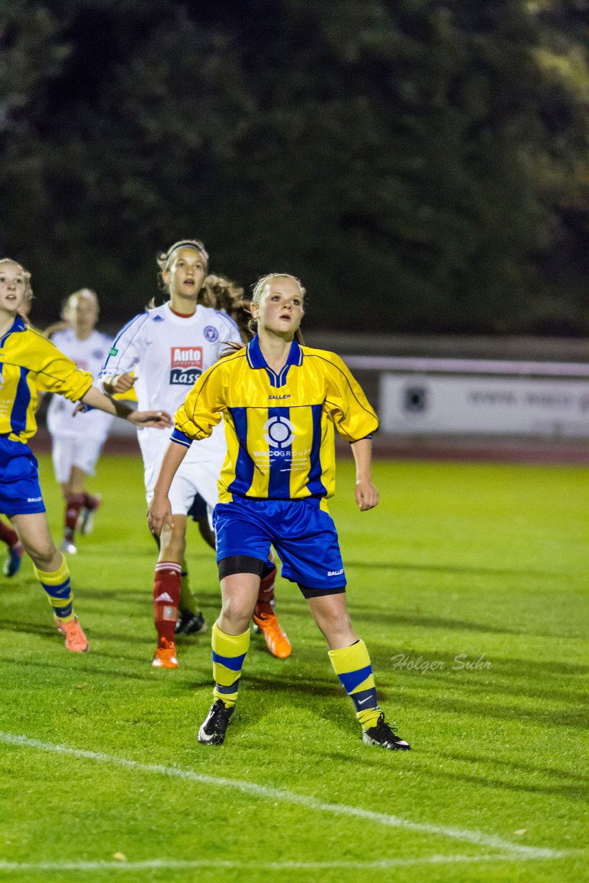 Bild 210 - B-Juniorinnen SV Henstedt-Ulzburg - Holstein Kiel : Ergebnis: 0:12